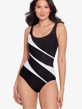 NWT MIRACLESUIT HELIX ONE PIECE 20w